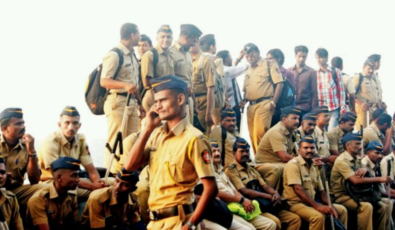 55% of Mumbai policemen seek solace in alcohol, nicotine