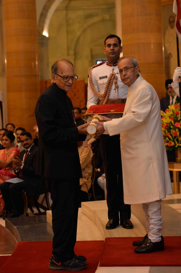 In Pictures: Padma Shri award ceremony from Rashtrapati Bhavan 2