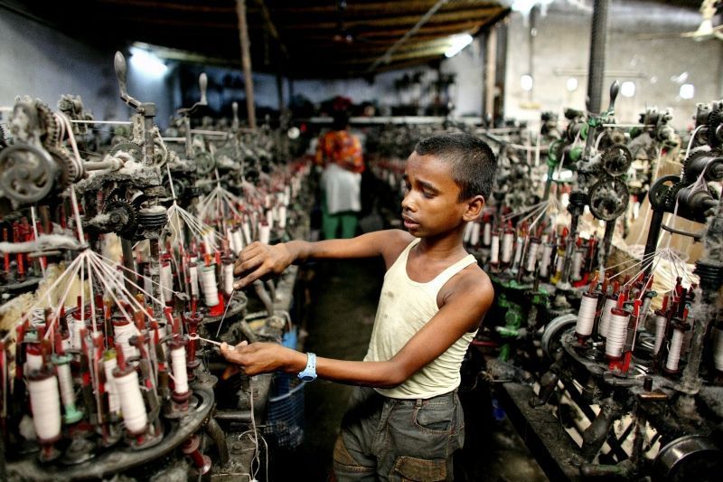 Six children recused from sari factory in Byculla, owner goes absconding
