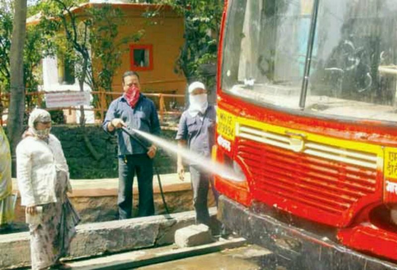 400 city buses are cleaned by 70,000 litres of drinking water daily