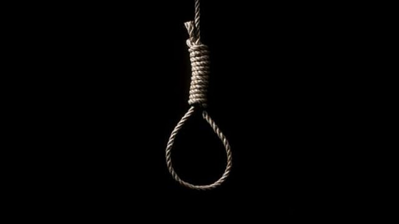 Driver commits suicide by hanging himself in school bus in Malad 5