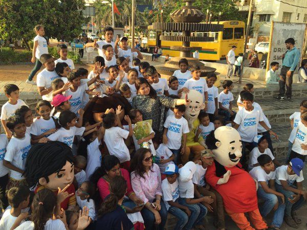 In Pictures: Kids participating in the Clean India campaign at Bandra 3