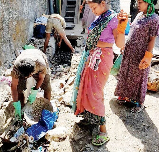 Drought-hit Marathwada farmers taking up menial jobs in the city to earn a living