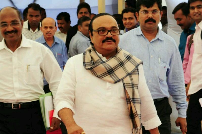 Oh my George! Is this really Chhagan Bhujbal? 7