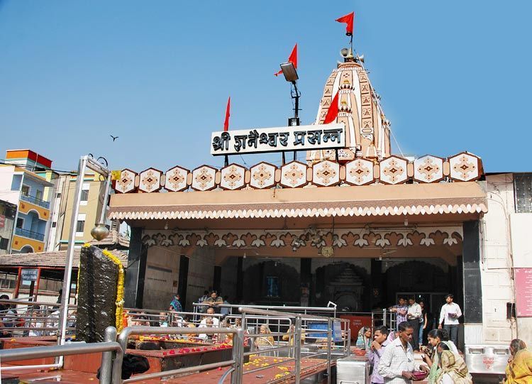 Shani Shingnapur temple says goodbye to 400-year-old tradition, lets women enter inner sanctum