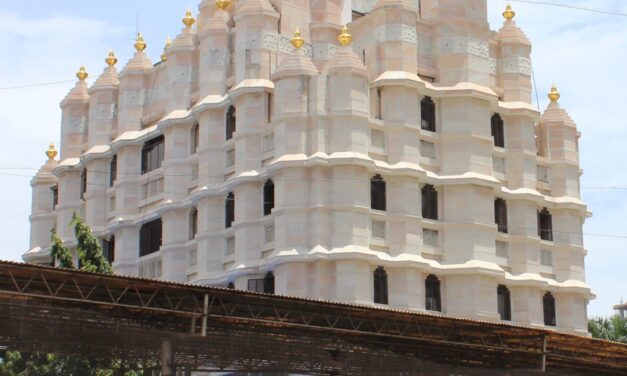 Siddhivinayak temple to get Maharashtrian style makeover costing Rs 1 crore
