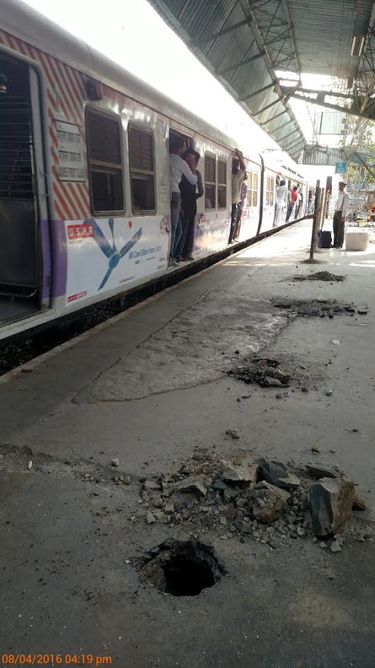 Unruly platform is causing inconvenience at Kurla station