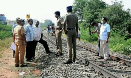 Expert View: Around 10 people die on Mumbai tracks every single day