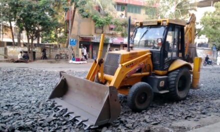 BMC files FIR against contractor for bad road work, MMRDA awards them project worth Rs 360 crore