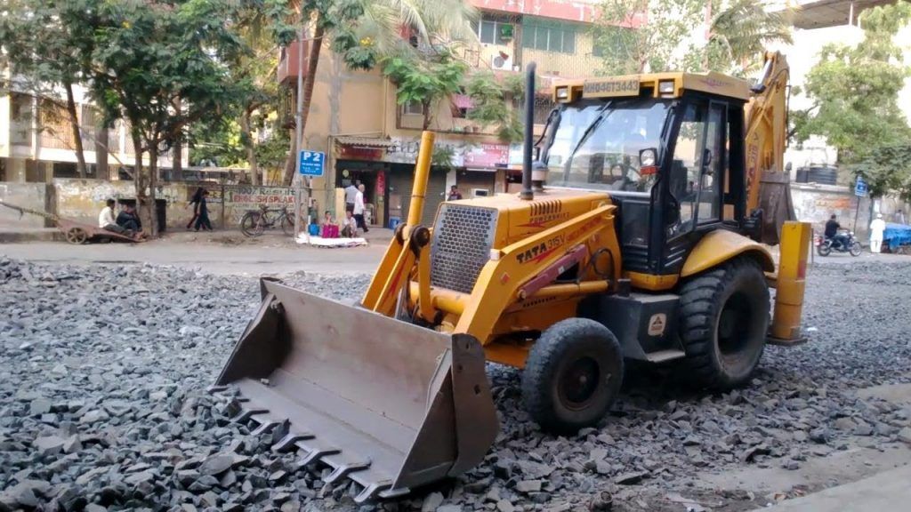 BMC files FIR against contractor for bad road work, MMRDA awards them project worth Rs 360 crore