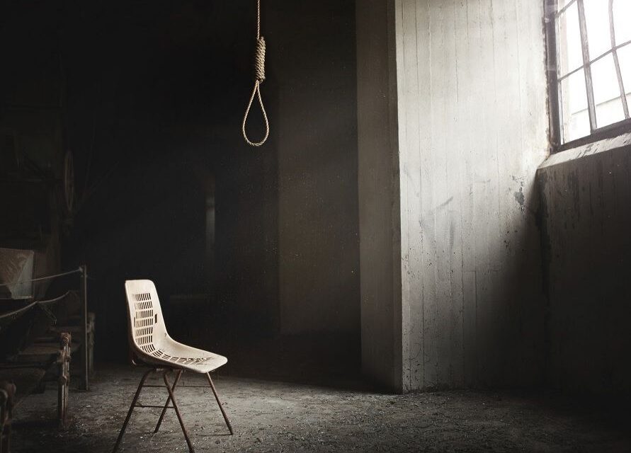 Kandivali man commits suicide after wife leaves him