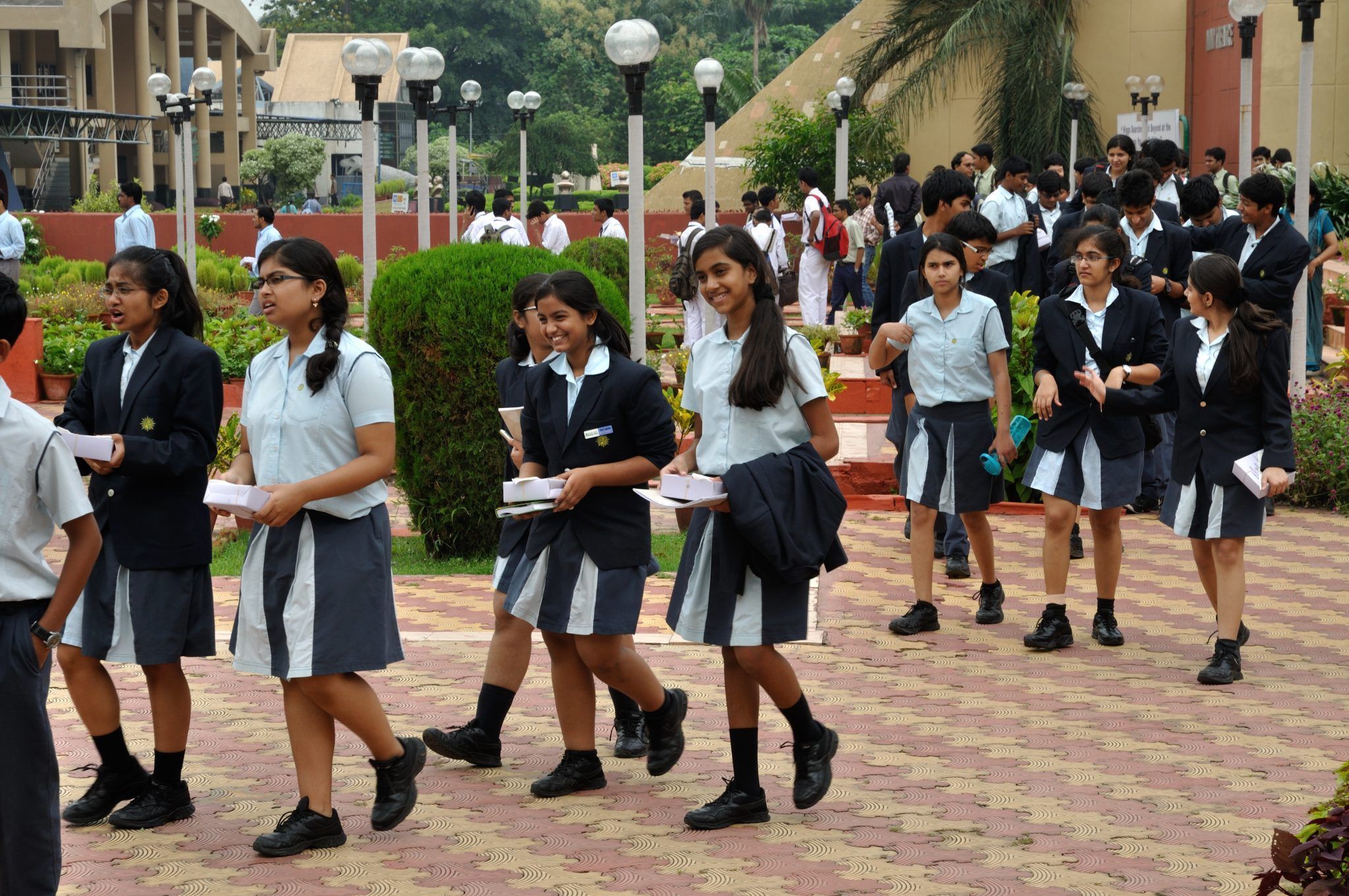 Mumbai's HSC pass percentage lower than state average, girls outshine boys