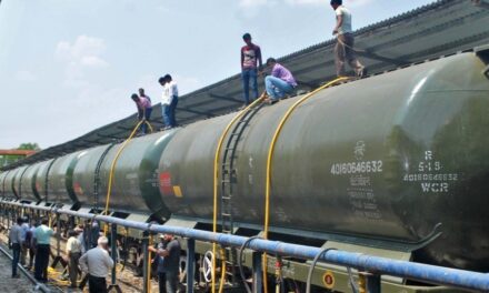 Railways sends a 4 crore bill to Latur for transporting water