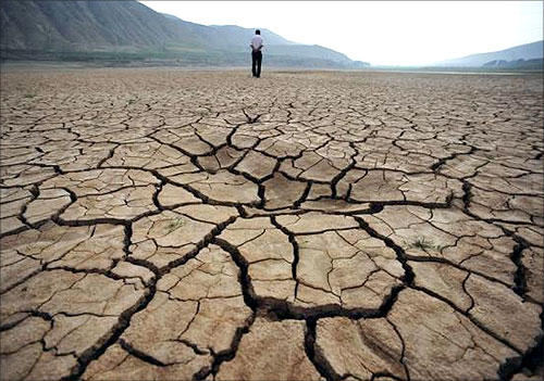 Trouble for drought-hit Maharashtra as IMD predicts delay in rains