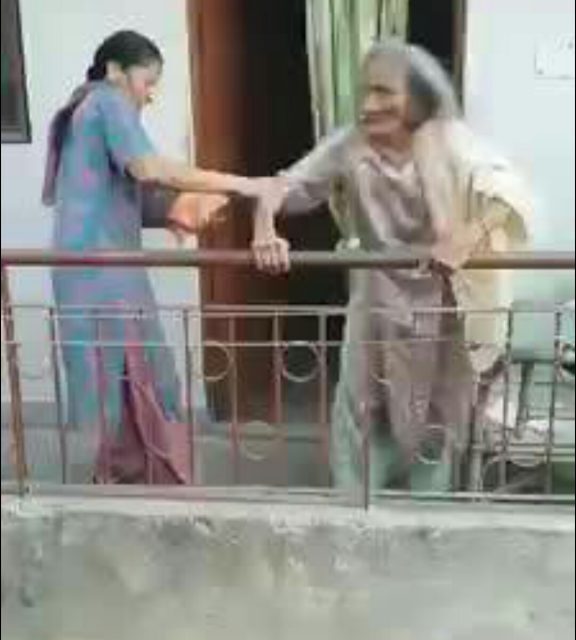Video: Woman assaults her 85-year-old mother, neighbours record the incident