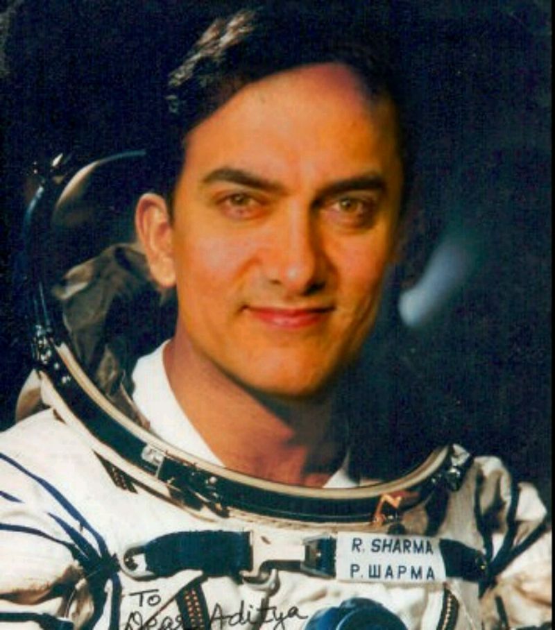 Aamir Khan to go from wrestler to astronaut 1