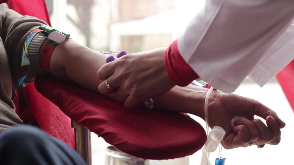 4 Mumbaikars donate rare blood type to save life of Dhaka man