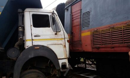 Dumper rams into local train at Navi Mumbai