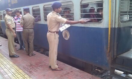 Engineer arrested for molesting minor on Mumbai-Ahmedabad train