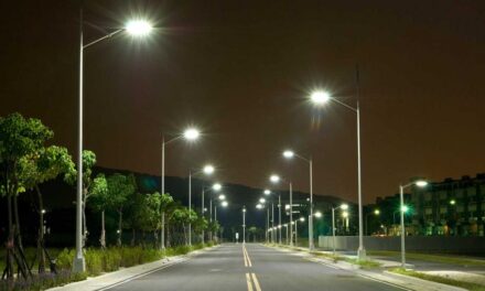 BEST quotes 50% more than private contractors for painting city streetlights
