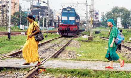 Forced to fetch water from a well across the track, woman gets run over by train near Diva station
