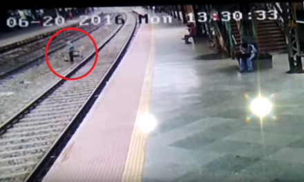 Man commits suicide at Vikhroli station, caught on CCTV