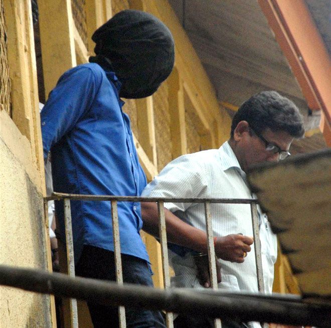 Mumbai teen kills roommate over 'bad' tea