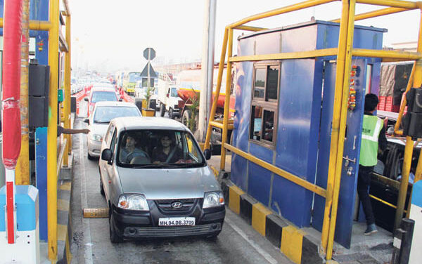 Mumbaikars will be able to pay toll using a mobile app from June 25