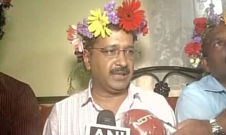 Twitter mocks Kejriwal’s floral tiara