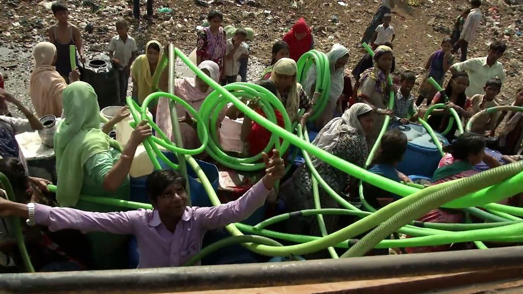 Video: Bhiwandi residents forced to fight over water scarcity 1