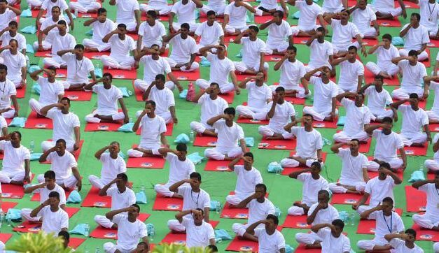 Yoga helps 136 inmates shorten their jail term