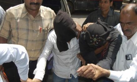 3 drunk youths assault cop in Dadar, arrested