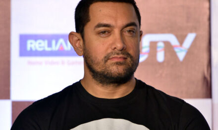 Aamir messages Salman after watching Sultan