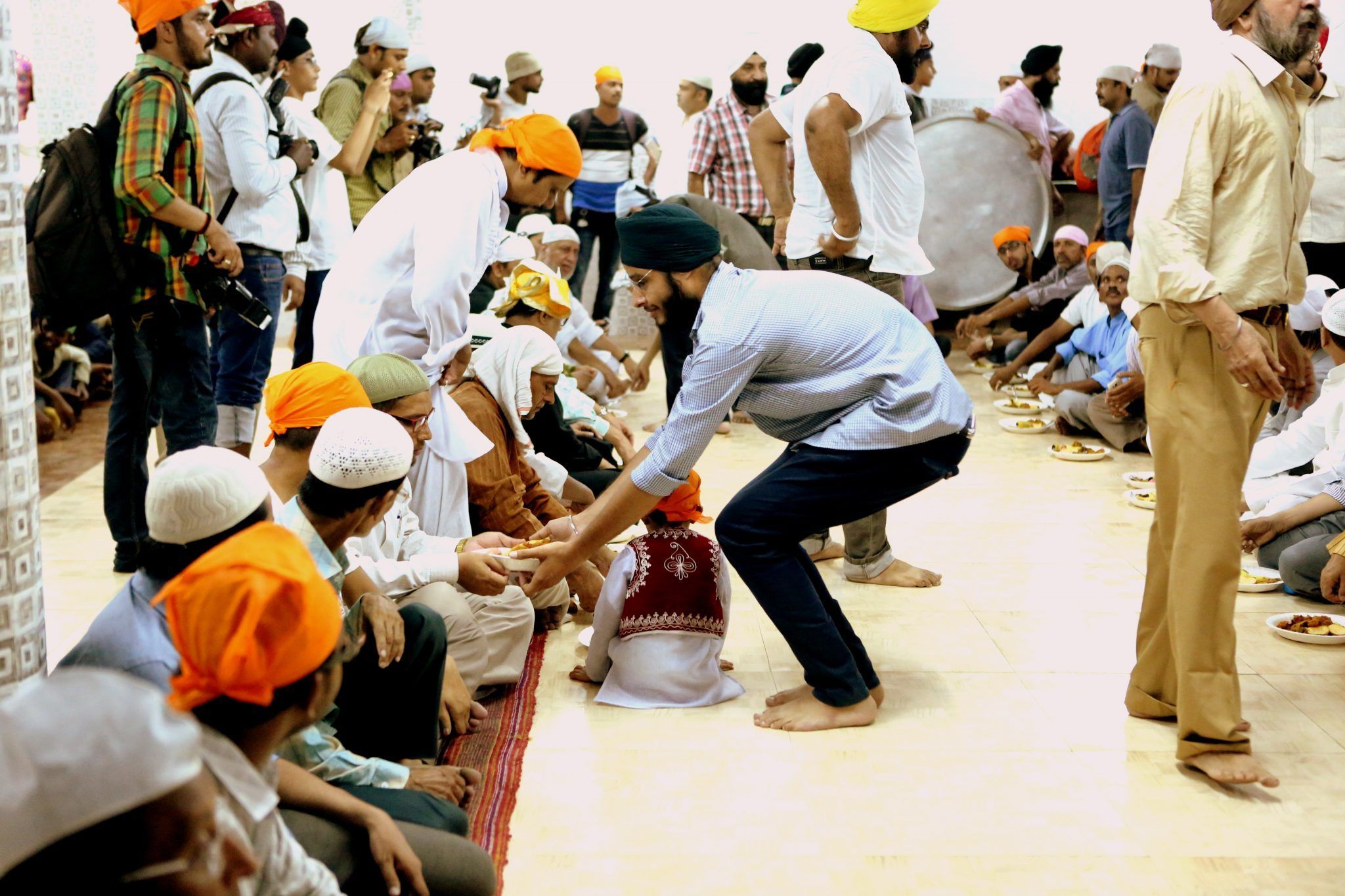 Communal Harmony: Sikh community organises iftar party for their Muslim brothers