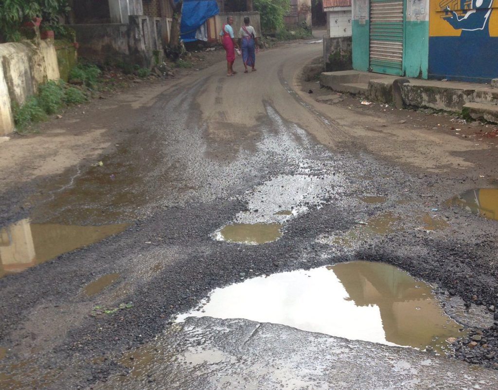 Hey BMC, if you're having trouble here's all the potholes we could find in Mumbai! 16