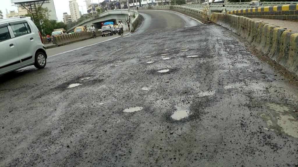 Hey BMC, if you're having trouble here's all the potholes we could find in Mumbai! 2