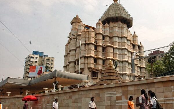 Siddhivinayak Temple opens demat account, will accept ‘shares’ as donations