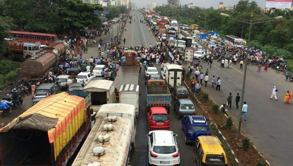 Funeral procession brings traffic from Ghatkopar to Shivaji Park to a standstill