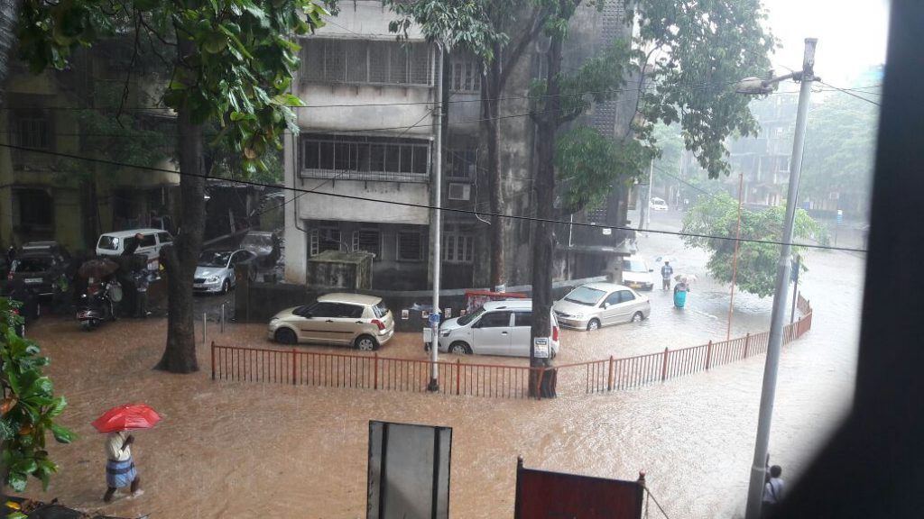 In Pictures:  Here's Mumbai on a rainy Friday 3