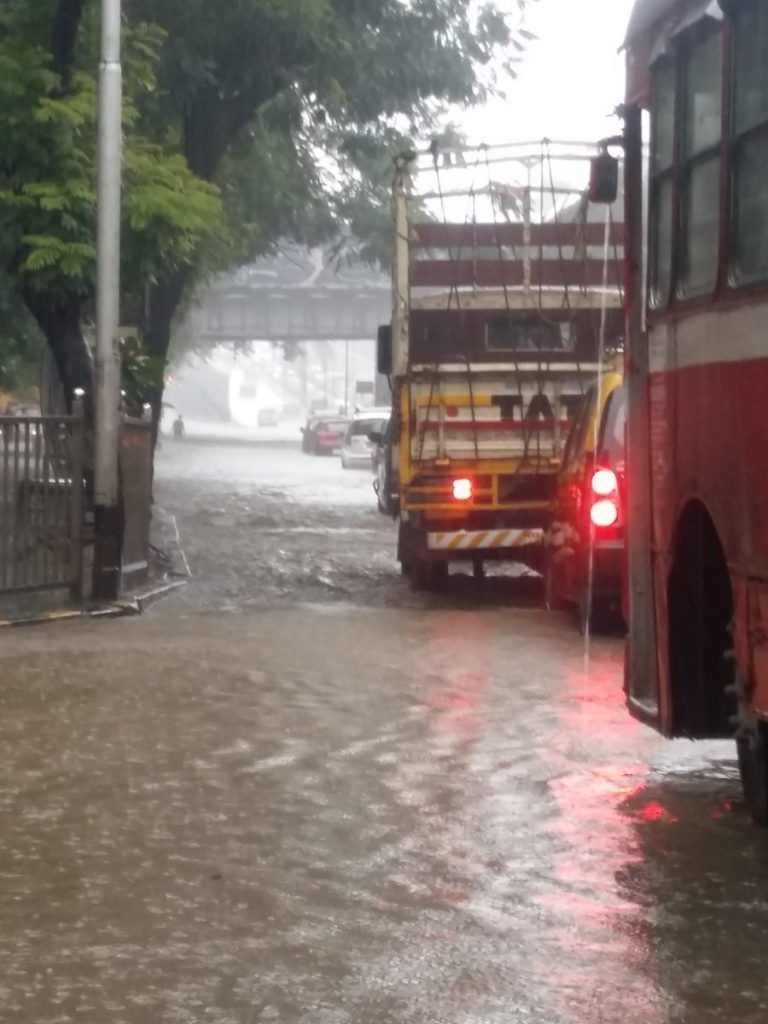 In Pictures:  Here's Mumbai on a rainy Friday 8