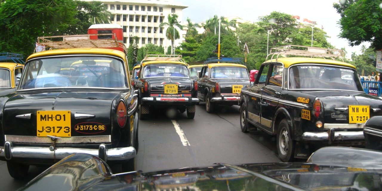 Kaali-peeli taxis now offering 20% discount to woo Mumbaikars
