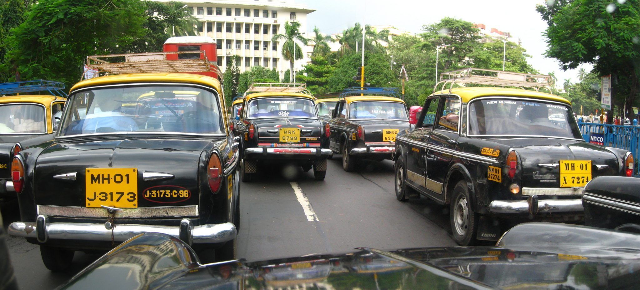 Kaali-peeli taxis now offering 20% discount to woo Mumbaikars