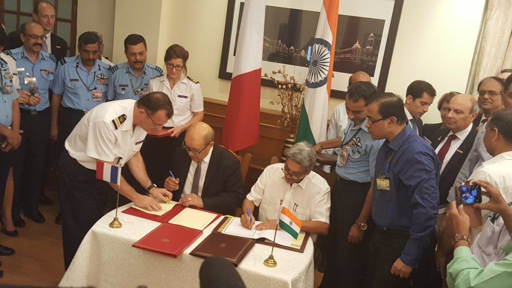 India, France sign deal for 36 Rafale fighter jets worth Rs 58000 crore