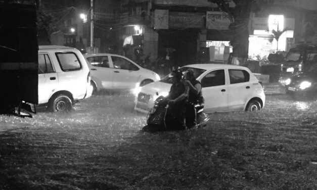 Visuals of Mumbai deluged by heavy rains on Friday night