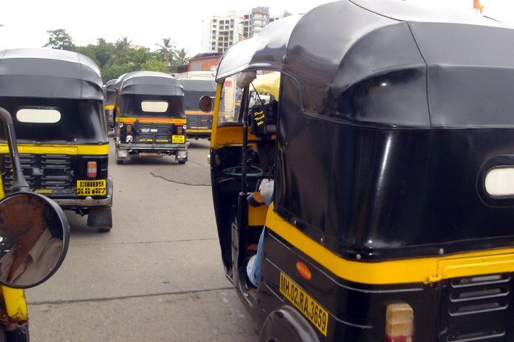 BKC police on the lookout for rickshaw owner who killed driver for denting his auto