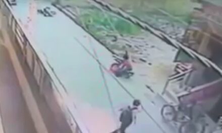 Video: Delhi girl stabbed 28 times by stalker in Burari