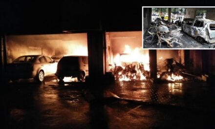 20 two-wheelers, 4 cars gutted in fire at Navy Nagar in Colaba