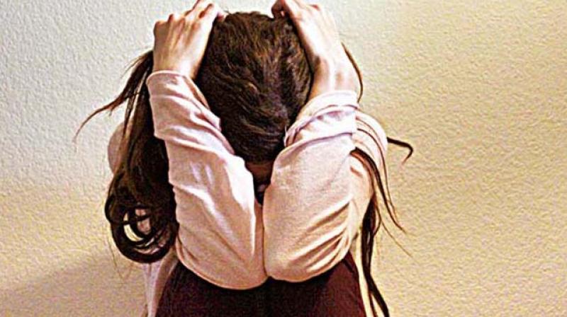 Student files molestation complaint against acting class teacher