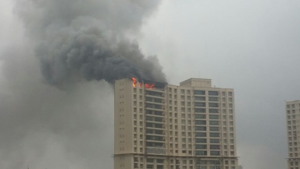 Massive fire reported at top floor of Hiranandani high-rise in Kandivali