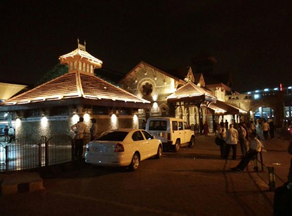 Bandra, Khar may get dedicated commercial zones for restaurants & pubs